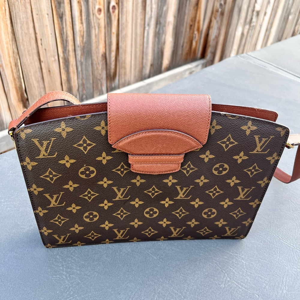 Louis Vuitton Courcelles Monogram Crossbody Bag Brown LV Vintage Shoulder Bag - Picture 11 of 14